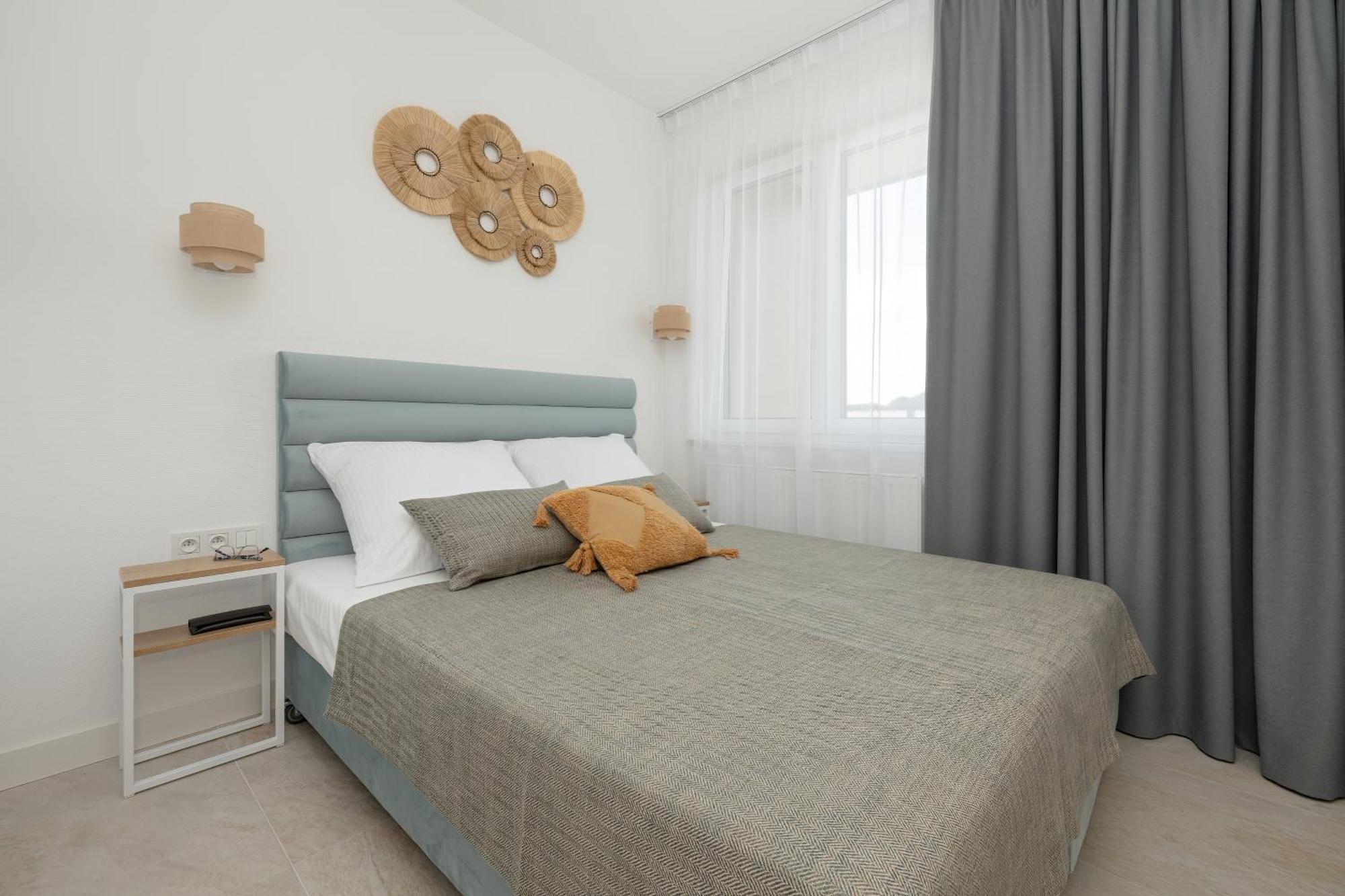 Aquamarina Dabki Marina Invest Aparthotel Luaran gambar